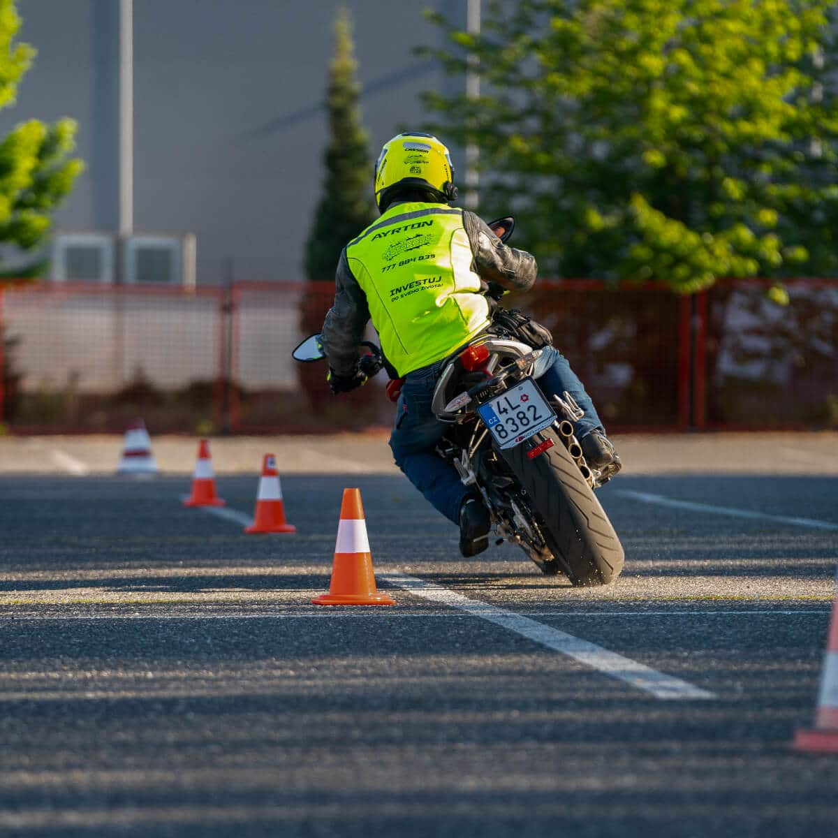 MotoKOUČ_ pro ty co už jezdí, ale i ty co s motorkou začínaji (5) (1)